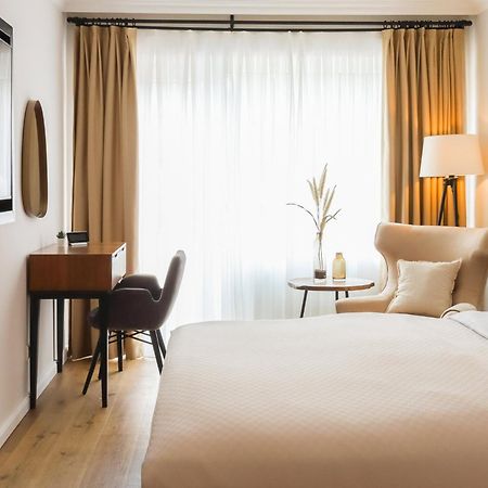 Hochwertige Ferienwohnung In Ruhiger Lage Mit Eigener Terrasse Und Parkplatz, Nur 7 Gehminuten Zum Strand Entfernt - Hoher Schlafkomfort Dank Boxspringbett Шарбойц Экстерьер фото