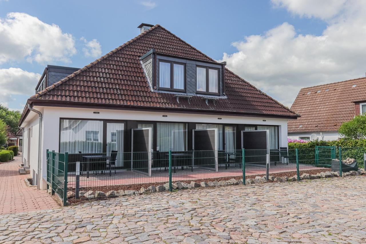 Hochwertige Ferienwohnung In Ruhiger Lage Mit Eigener Terrasse Und Parkplatz, Nur 7 Gehminuten Zum Strand Entfernt - Hoher Schlafkomfort Dank Boxspringbett Шарбойц Экстерьер фото